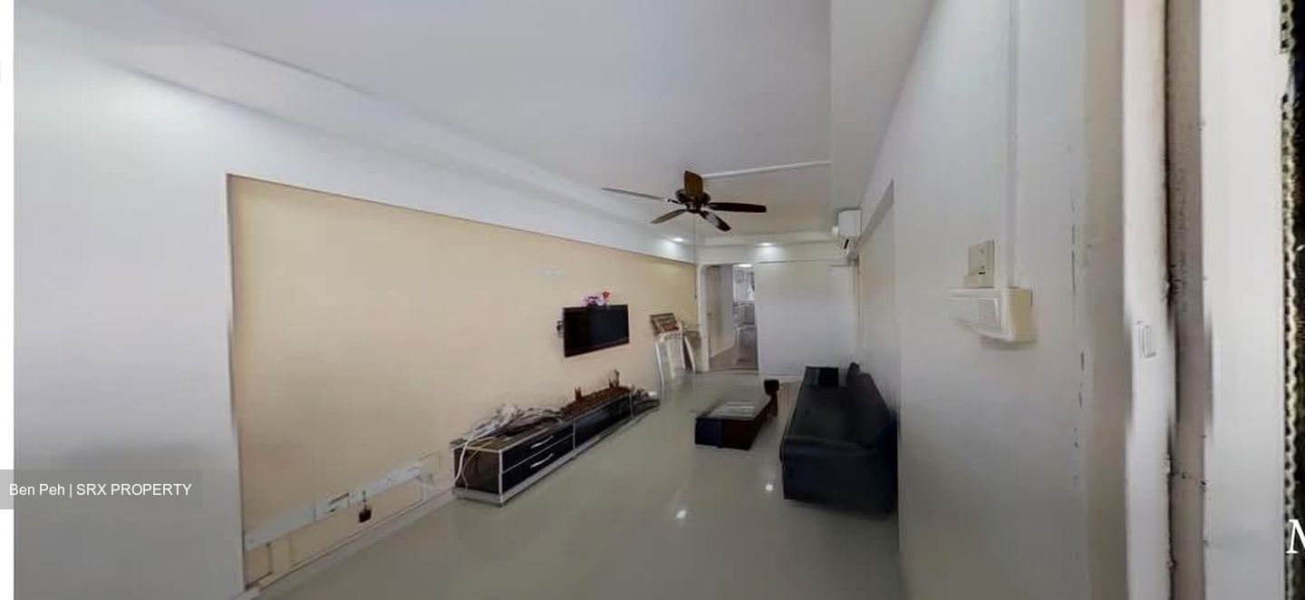 Blk 110 Tampines Street 11 (Tampines), HDB Executive #574904721